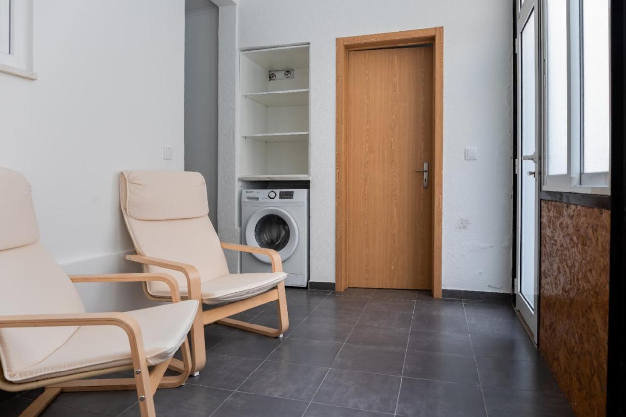 Entrecampos - Two Bedroom Apartment With Terrace Lisboa Extérieur photo